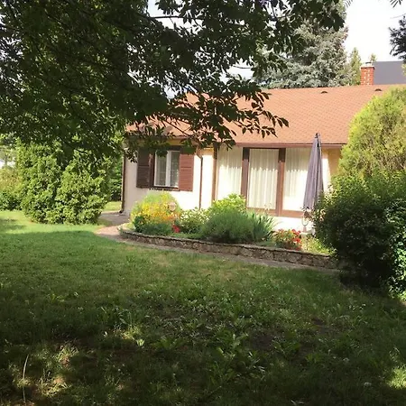 Balaton Charm Cottage, Your House In Nyaraló *